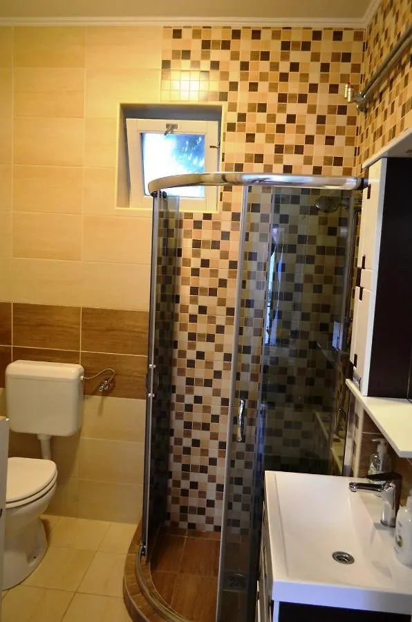 Guest house Henrietta - Violetta Apartman Hajduszoboszlo Hungary